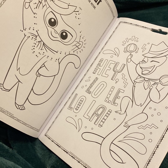 Vivo Coloring Activity Book - Picture 3 of 3